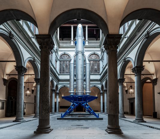 Aperta la mostra di Palazzo Strozzi che celebra la collezione di Patrizia Sandretto Re Rebaudengo Goshka Macuga ©photoElaBialkowskaOKNOstudio
