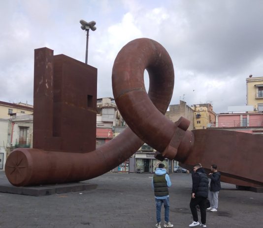 Arte pubblica, il passe-partout di Milot apre piazza Mercato di Napoli milot piazza mercato napoli