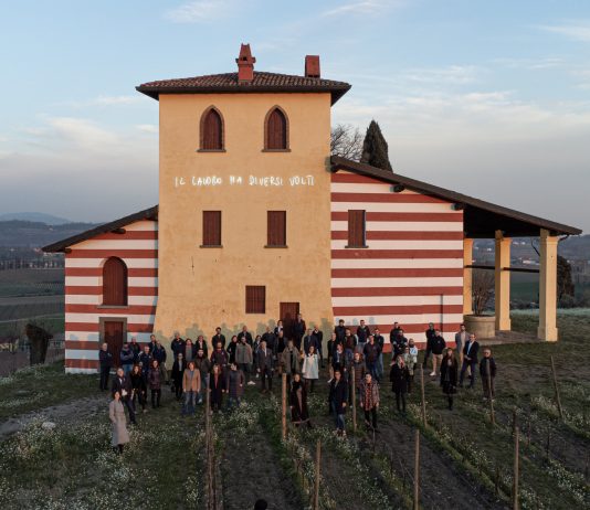 Vite operose: l’ultima opera di Valerio Rocco Orlando nel cuore della Franciacorta academia berlucchi