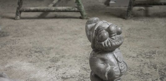 Cinque spazi indipendenti per una collettiva decentralizzata: il progetto Emergere