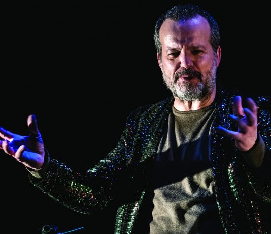 Nel mondo di Italo Calvino, con libertà: la pièce di Mario Perrotta debutta a Milano