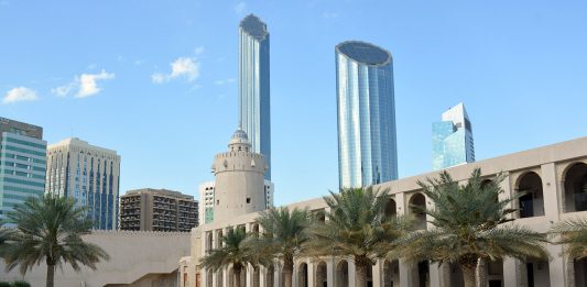 Public Art Abu Dhabi: report dalla città che cresce, tra arte e architettura contemporanee