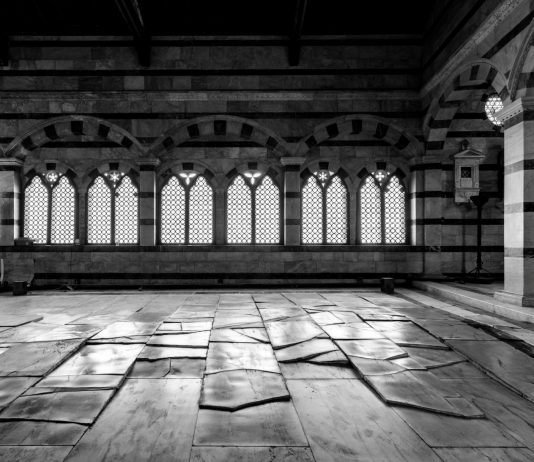 Alla Chiesa della Spina di Pisa, il segno contemporaneo di Gianni Lucchesi