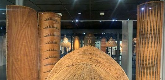 I Musei Vaticani riaprono le collezioni etnografiche africane e americane Museo Etnologico Vaticano Anima Mundi, Vetrina Africa 20