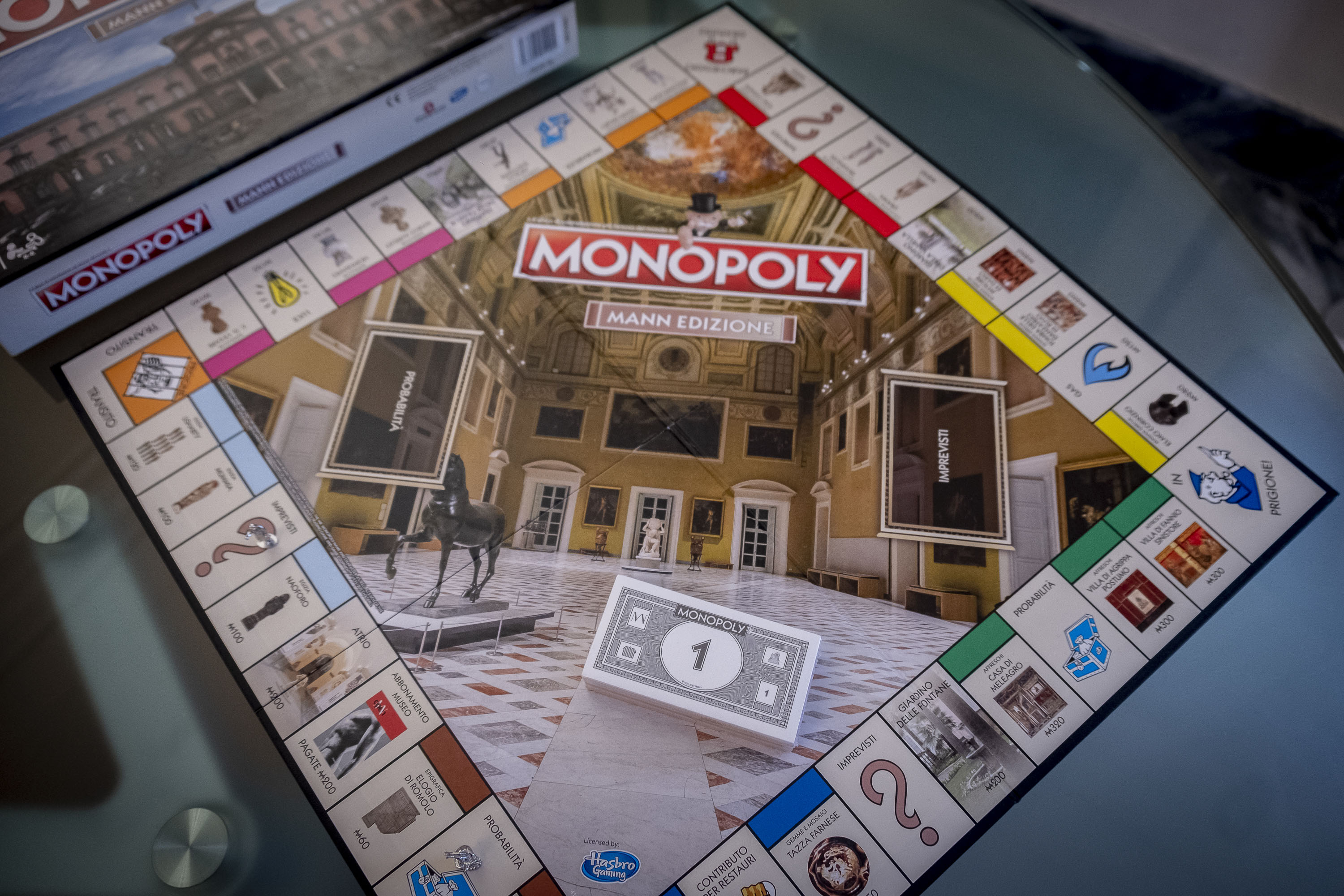 Il Museo Archeologico di Napoli si gioca sul tabellone del Monopoly MANN