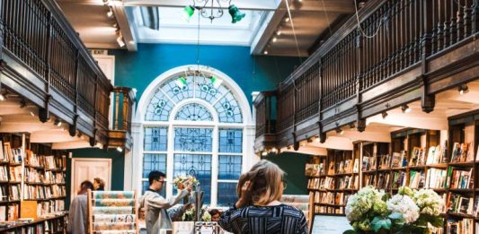 Una frode da 470mila euro con il Bonus Cultura: il trucco del commerciante