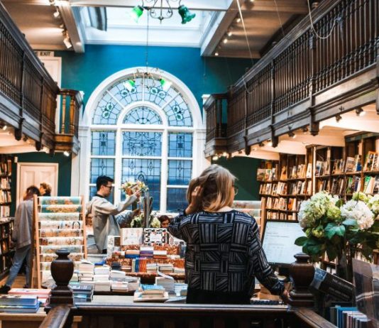 Una frode da 470mila euro con il Bonus Cultura: il trucco del commerciante