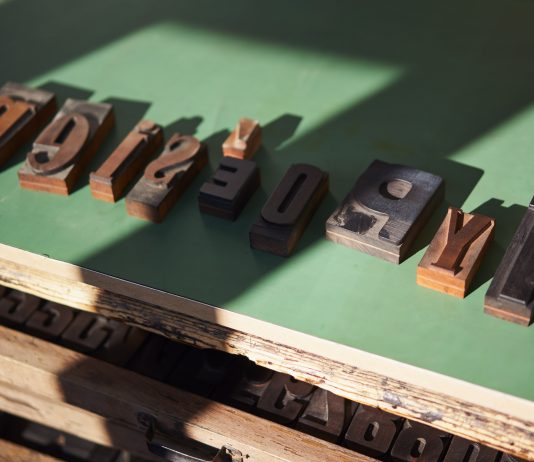 Due maestri della “poesia tipografica” in mostra al museo Kunst Merano Arte