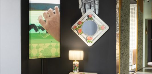 Fornasetti esprime l’unicità del savoir faire con “The syntax of making”