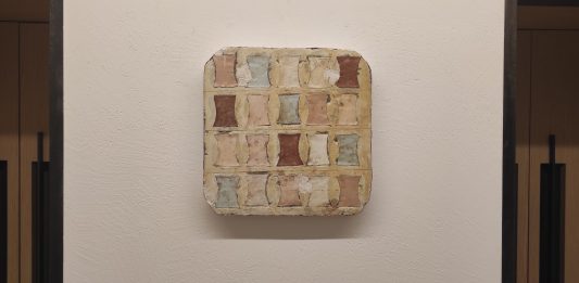 Voci in capitolo: la mostra di Mirco Marchelli, tra memoria e risonanza