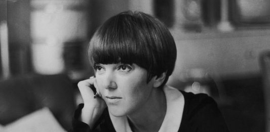Omaggio a Mary Quant, la rivoluzionaria creativa della moda
