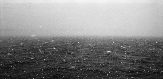 Appunti innevati. “Sneg” di Klavdij Sluban alla Galleria Del Cembalo