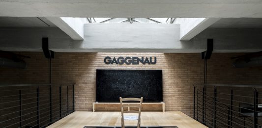 NO, NO? NO. NO! H.H. Lim nello showroom di Gaggenau Milano