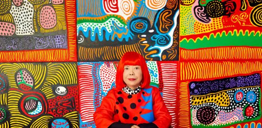 Hong Kong, il Museo M+ regala migliaia di biglietti della mostra di Yayoi Kusama