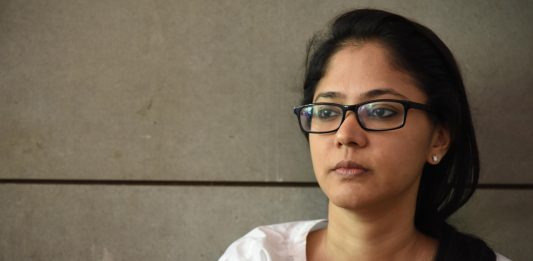 Alla ricerca di un’arte potente, gentile, eroica: intervista a Shilpa Gupta