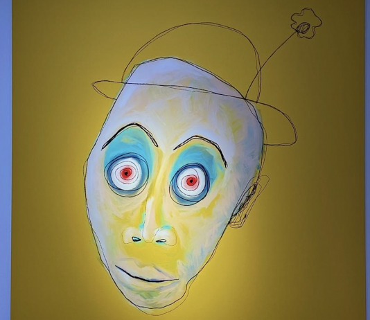 Interface: i volti di Marilina Succo abitano lo showroom di Erco a Milano