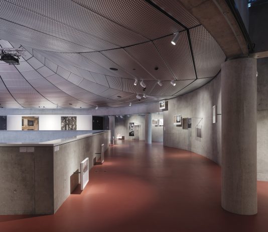 What mad pursuit: Aglaia Konrad, Armin Linke, Bas Princen al Teatro dell’Architettura Mendrisio