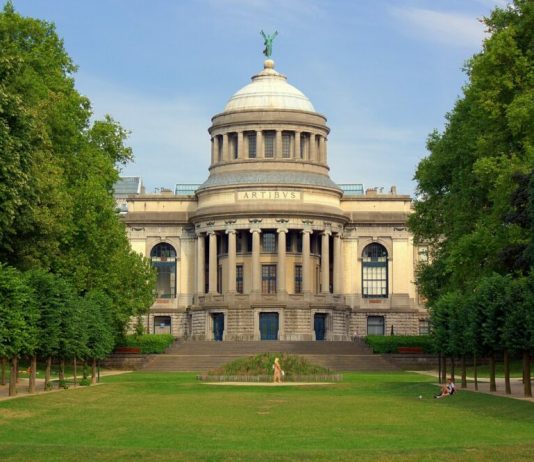 Lavoro tossico ai Musei Reali di Bruxelles: la lettera contro il direttore