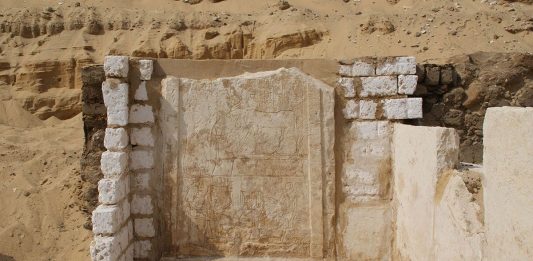 Un team del Museo Egizio di Torino riporta alla luce un’antica tomba a Saqqara