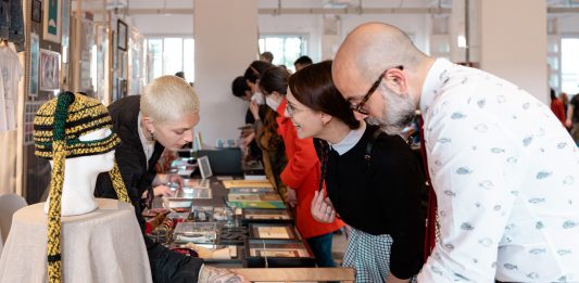 Paw Chew Go: arriva a Milano il festival dell’illustrazione, tra grandi nomi e talenti emergenti