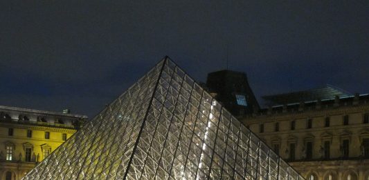 Le opere del museo Capodimonte in mostra al Louvre: ecco la lunga storia che lega Parigi e Napoli Louvre, Parigi