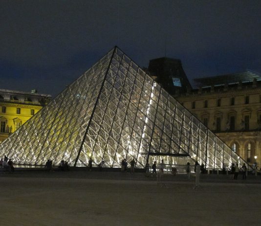 Le opere del museo Capodimonte in mostra al Louvre: ecco la lunga storia che lega Parigi e Napoli Louvre, Parigi