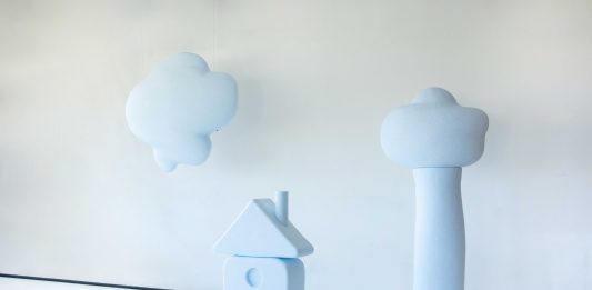 Alice Ronchi in residenza per Ultravioletto: un ponte tra arte ed eccellenza