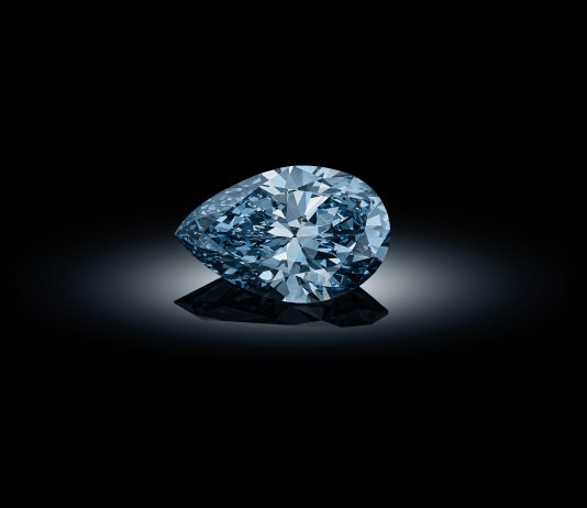 C’era anche un diamante blu da $ 25 milioni al Met Gala 2023 met diamante asta