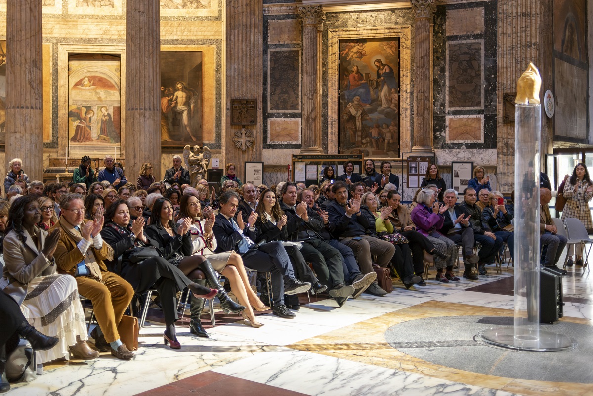 inaugurazione di Oliviero Rainaldi “Calma tu Alma” nel Pantheon Foto Christian Rizzo