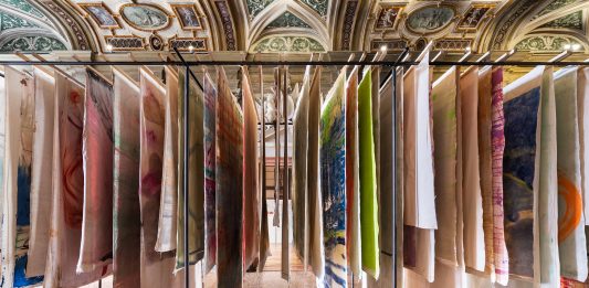 La nuova mostra di Fondazione Prada a Venezia parla di tempo meteorologico