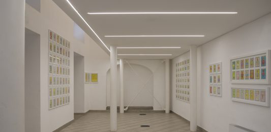 Luci, colori e profumi d’Africa per raccontare la storia dell’umanità senza vincoli formali