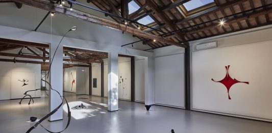 Levia Gravia, idee di scultura in mostra alla Fondazione Sabe di Ravenna Levia Gravia, veduta della mostra presso Fondazione Sabe per l’arte, Ravenna. Ph. Daniele Casadio