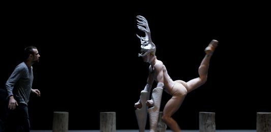 Peer Gynt, una coreografia onirica ed esistenziale di Edward Clug Peer Gynt Balletto di Maribor