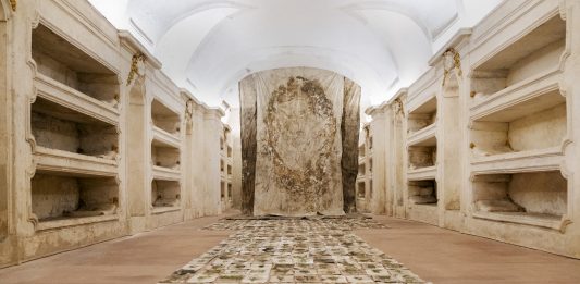 La sensuale connessione di Tiziana Cera Rosco con l’Orto Botanico di Palermo. Dalla residenza alla mostra