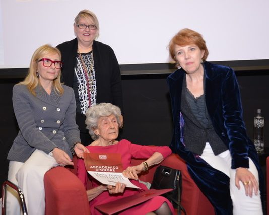 L’Accademia di Frosinone celebra la grande Maria Teresa Benedetti con il titolo d’onore