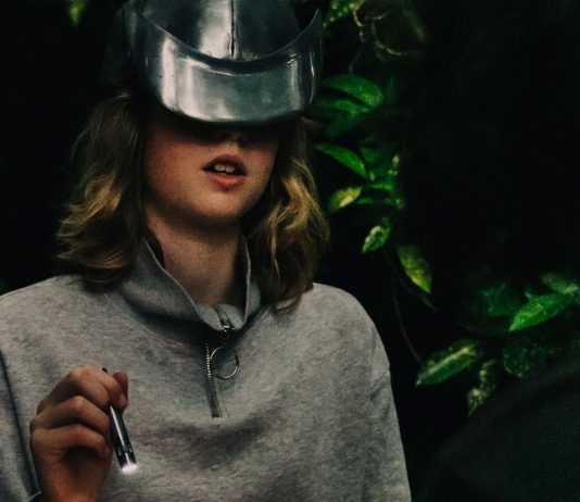 La stagione fatata: il libro che indaga il tema dell’infanzia nell’arte contemporanea