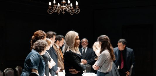 Agosto a Osage County, al Teatro Stabile di Torino il ritratto di una famiglia in trappola Agosto a Osage County, ph. Luigi De Palma