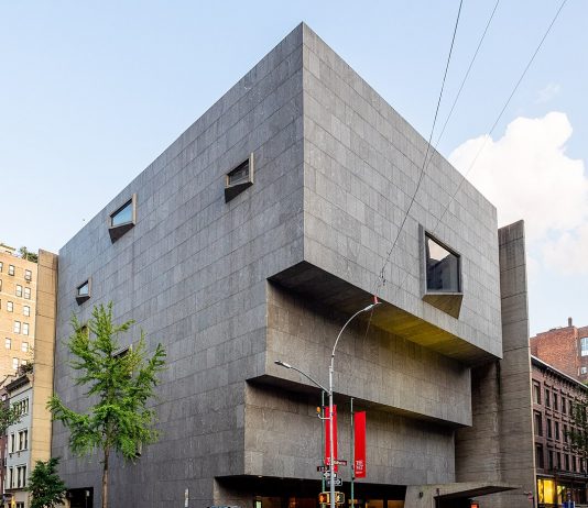 Il Whitney Museum vende l’iconico Breuer Building di New York a Sotheby’s
