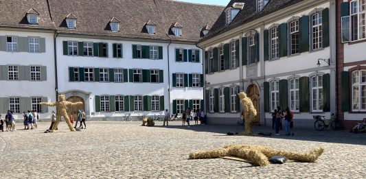 Parcours: le opere pubbliche diffuse per Basilea, tra attualità e denuncia politica