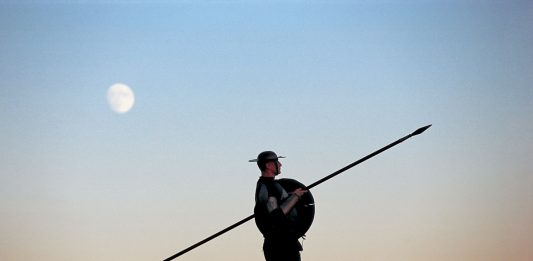 Il cinema di Mimmo Paladino si svela nelle fotografie di Pasquale Palmieri Quijote