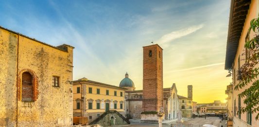 Visitare le gallerie che aprono di notte: le anticipazioni della Collectors Night Pietrasanta