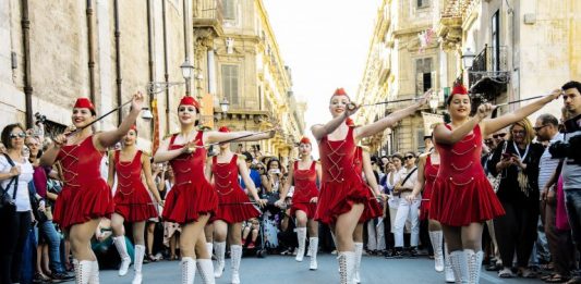 “Realizzato il sogno in cui avevo creduto 20 anni fa”: intervista a Marinella Senatore in occasione dell’uscita del suo libro