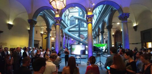 Le frontiere dell’arte al tempo delle AI Generative: intervista a Davide Sarchioni