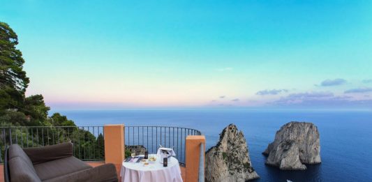 Bianco e nero a colori, scoprendo la Capri di Punta Tragara Punta Tragara Hotel, Capri