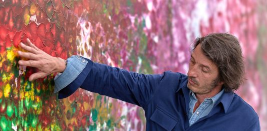 Biella: le esplosioni pittoriche di Roberto Coda Zabetta in mostra all’Oasi Zegna