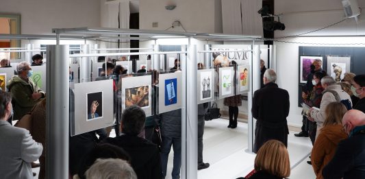 Biennale dell’umorismo nell’arte 2023: entra nel vivo il concorso