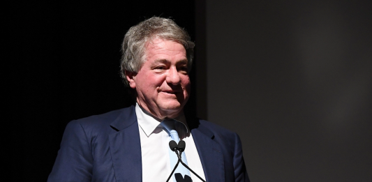 Il collezionista e imprenditore Leon Black accusato di violenze sessuali leon black