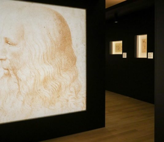 I disegni del Codice Atlantico di Leonardo volano per la prima volta a Washington Imagining The Future. Leonardo da Vinci: In The Mind Of An Italian Genius, veduta della mostra, Martin Luther King JR Memorial Library di Washington DC, 2023