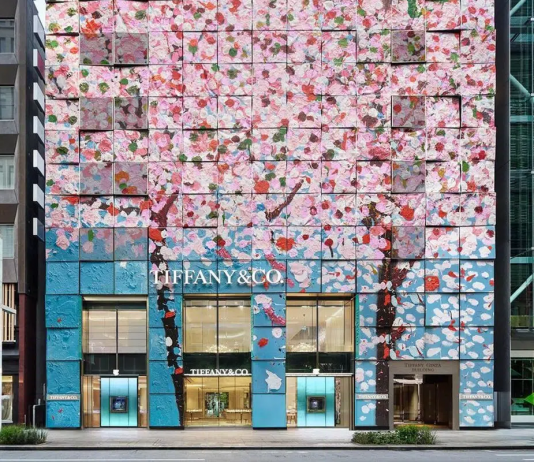 Damien Hirst fa rifiorire il flagship store Tiffany & Co a Tokyo