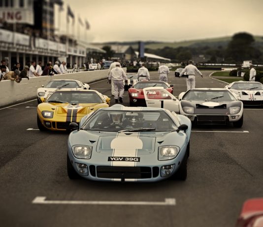 Tutto il fascino del Goodwood Revival: fotografie di Uli Weber in mostra alla Bocconi
